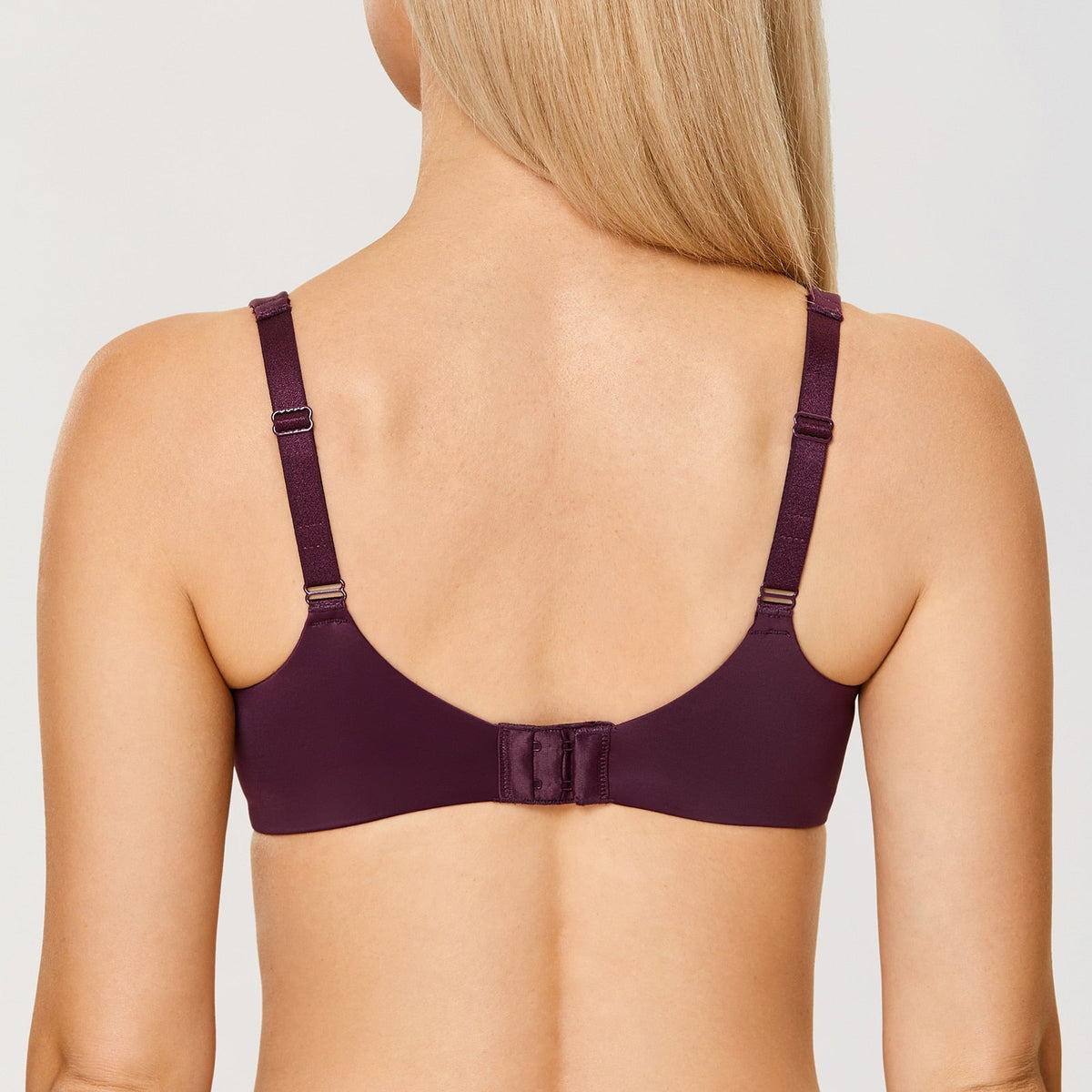 Smooth full coverage bra