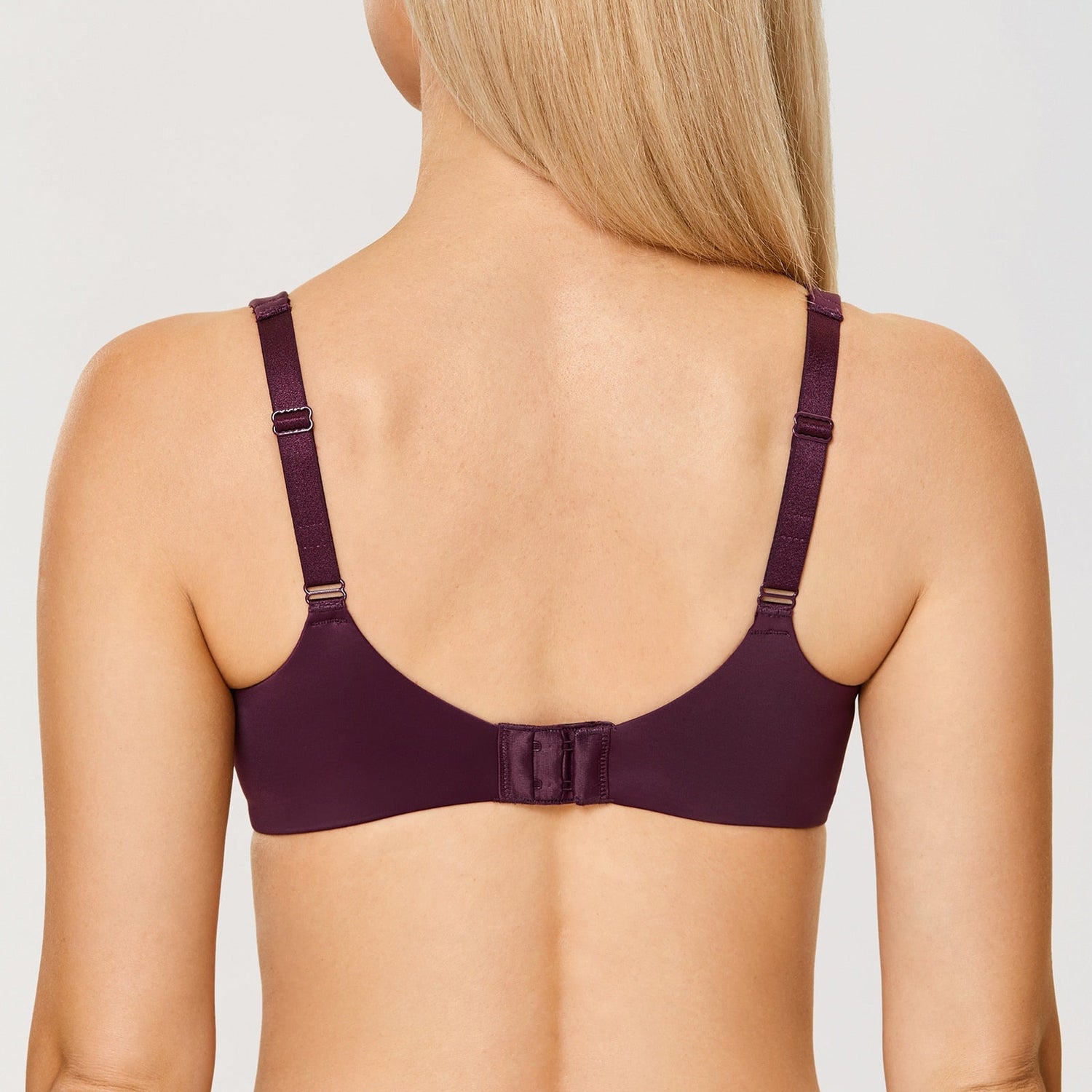 Smooth full coverage bra